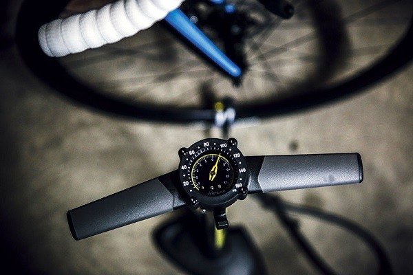 Choosing the Proper Tire Pressure for Your Hybrid Bike