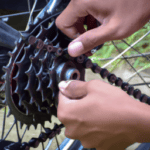 how-to-remove-bicycle-sprocket.png