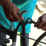 how-to-straighten-bicycle-handlebars.png