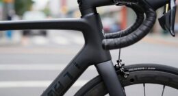 frame reach over top tube